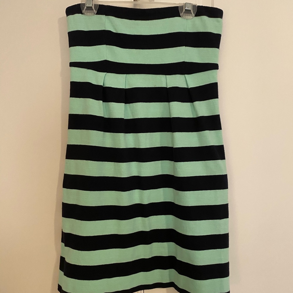 Sleeveless dress